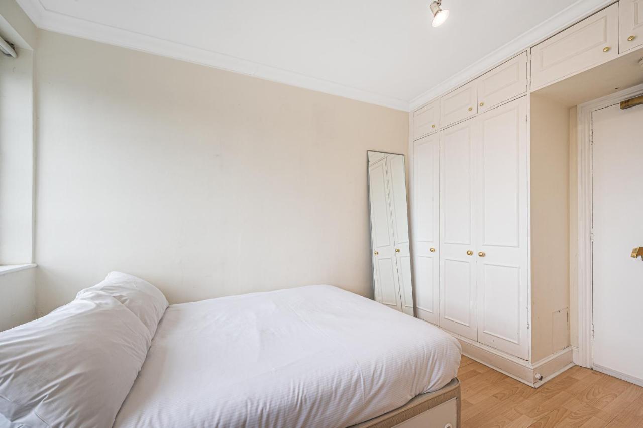 South Kensington Excellent Location Studio At Chelsea Cloister Hotel 伦敦 外观 照片